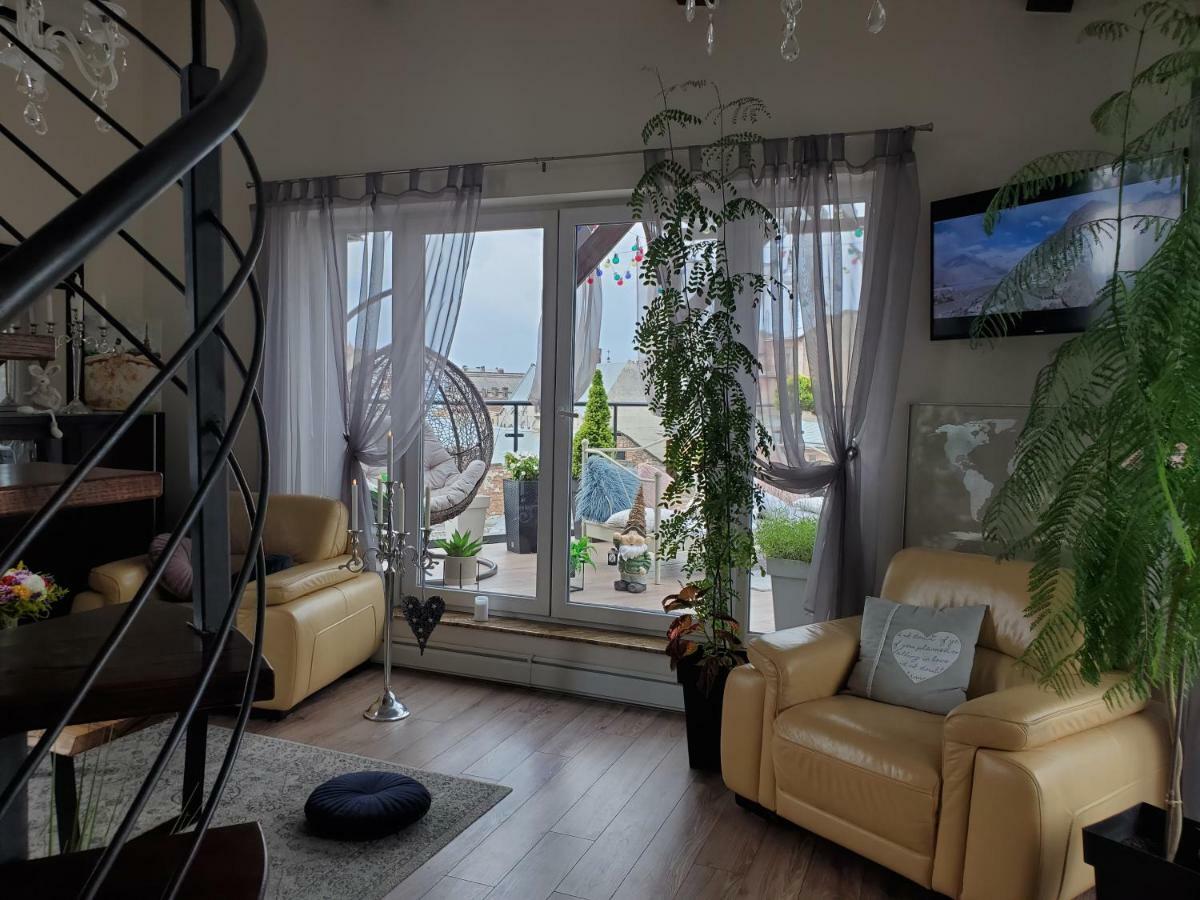 Apart-Terrace On Baker Street Lviv Exterior photo